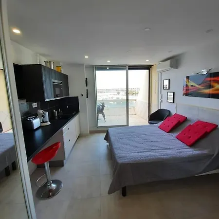 Naturiste Cap D'agde Heliopolis D 11 *