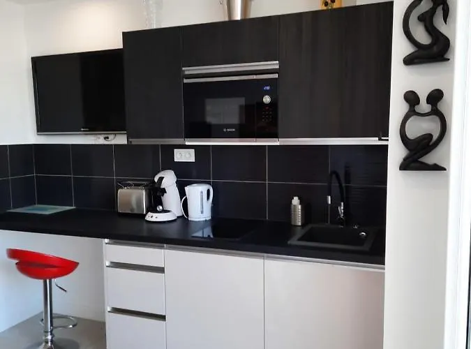 Naturiste Cap D'agde Héliopolis D 11